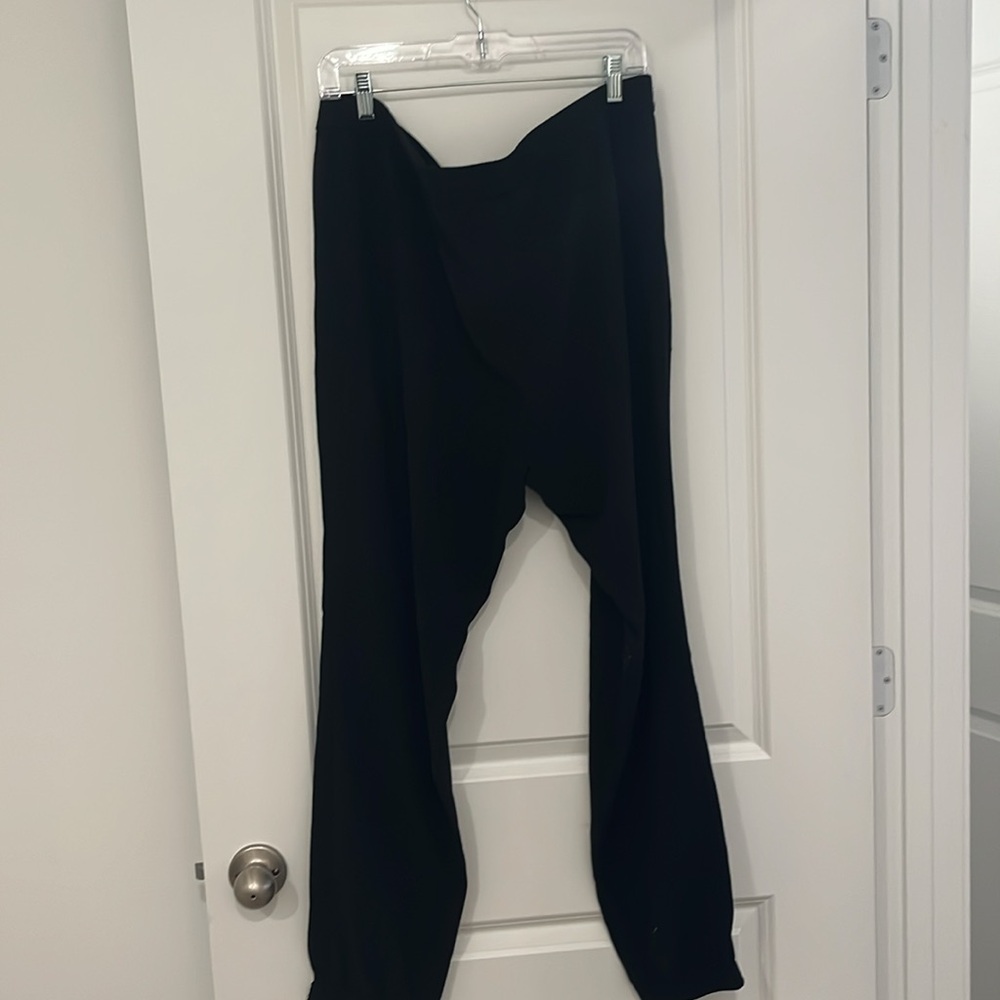 New York & Company XL - Picture 2 of 2